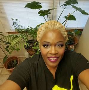 Meet your Posher, Lynn